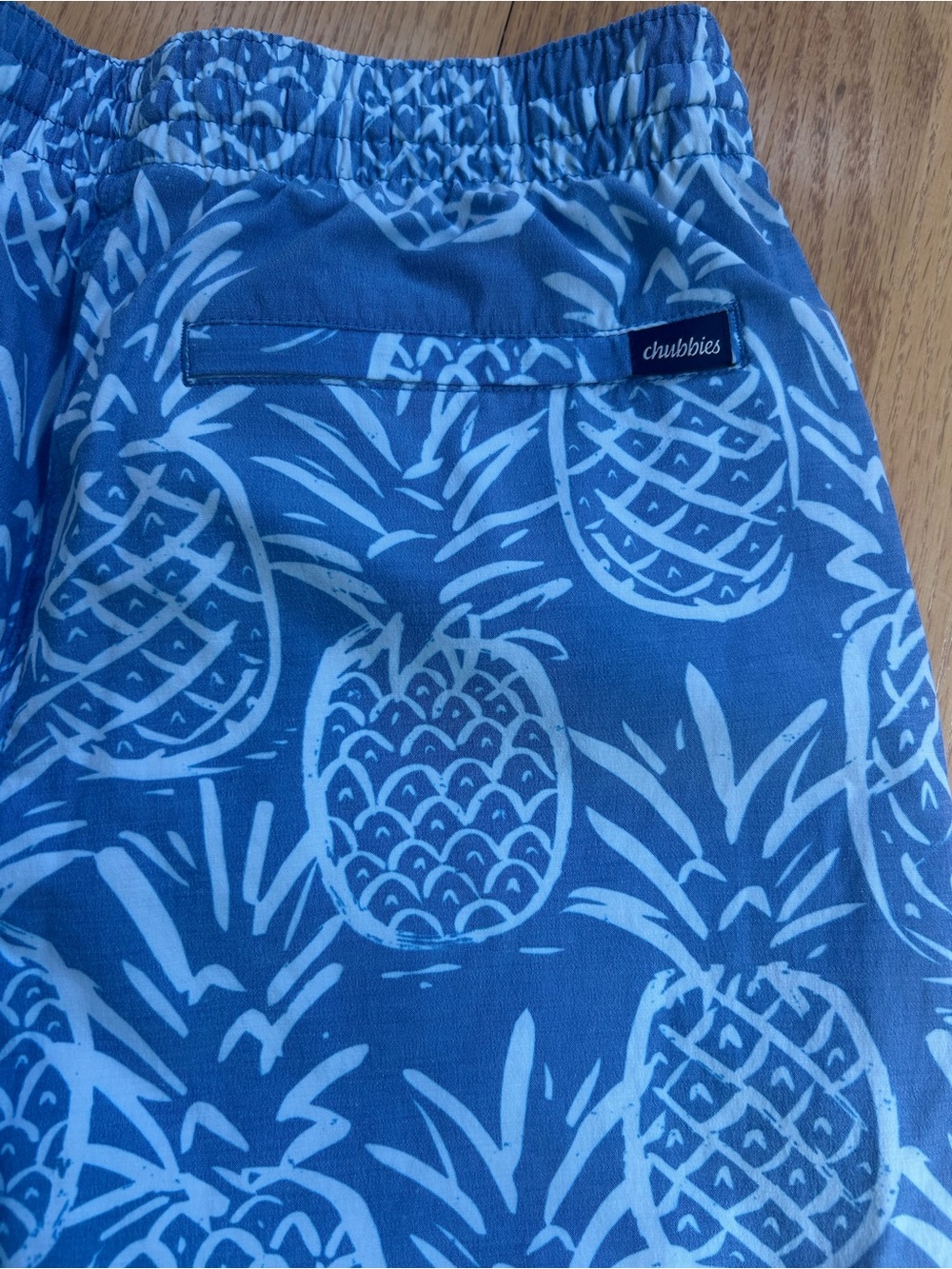 Chubbies The Thigh-Napples Swim Trunks Mens Small S 7” Pineapple Blue Shorts - Picture 10 of 10